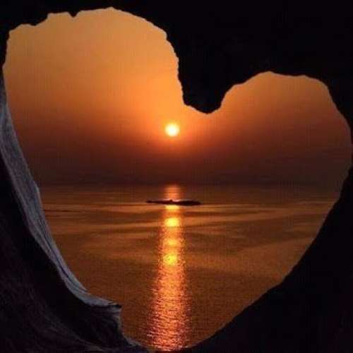 اهنگ این کارا رو کی یادت داده بگو که تو چشام نگاه میکنی و میگی تموم