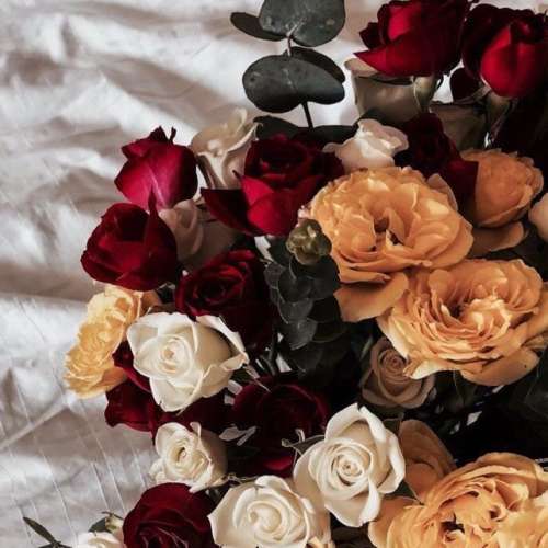 اهنگ اوزونون آیری گوزون آیری عشقدن نه دریم کی آخی عشقین