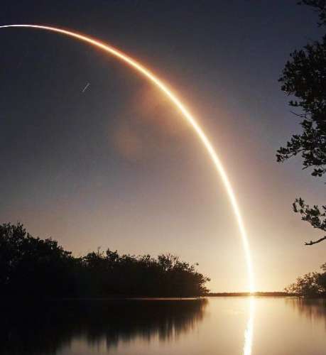 اهنگ چشم اصلا تو خوب ما بد بودیم عشق شجاعت میخواد تو خیلی ترسویی