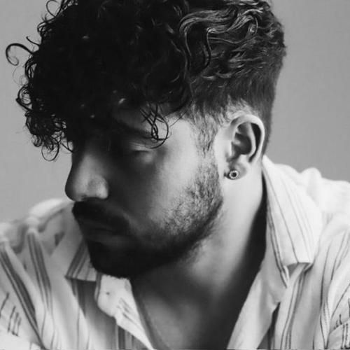 شروین حاجی پور ﻣﻦ اون آﺷﻐﺎﻟﻢ ﻛﻪ هیچ جا آﺷﻨﺎ ﻧﺪاﺷﺖ