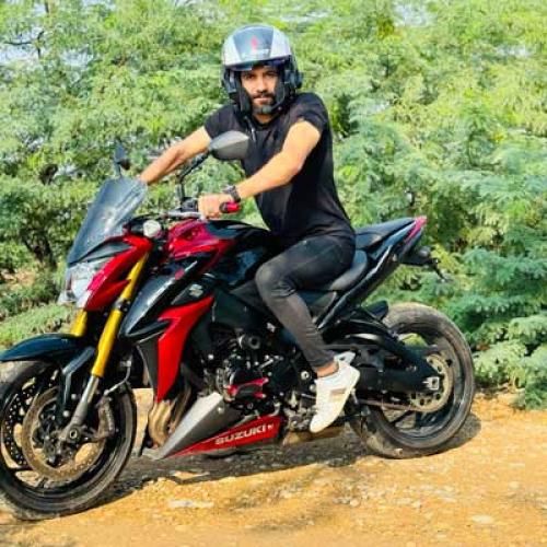 مهدی درزاده حواله سیت بزنم پی تمن روز