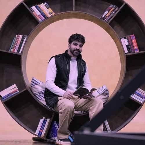 حمیدرضا بابایی زلف بورکم دم گیلاسی تو کی وه گرد کس قیاسی