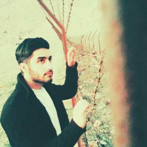 محمد امیری چقد هرزه و لجنی دسمه نگیر برو بمیر