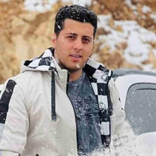 سبحان رستمی دوباره رفتم پی الکل و زهرماری