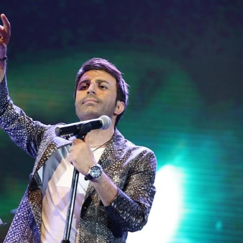 علی لهراسبی بهترین اتفاق واسه ی من با اختلاف یعنی خنده هات