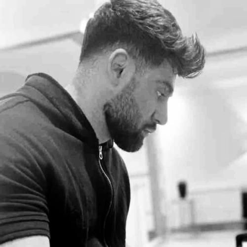 محمد محرمی ﭼﺸﺎت ﭼﺮﺧﻴﺪن ازت ﺑﺪ دﻳﺪم ﻳﻜﻰ ﺟﺎم اوﻣﺪ