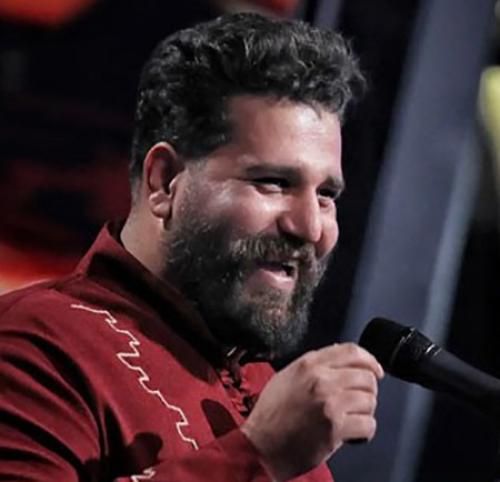 وحید موسوی ﮔﻤﻮﻧﻢ ﻛﻪ داری ﺣﺮم ﺧﻮﺗﻢ دوﻧﻰ آﺧﺮ