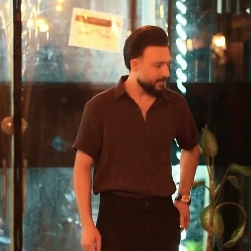 مصطفی ابراهیمی مادر دلم گرفته خنده هاتو قربون