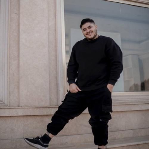 پرهام کریمی بلند گیسو