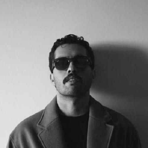 حامیم کی مثل من هر کاری باهاش کردی دم نزد