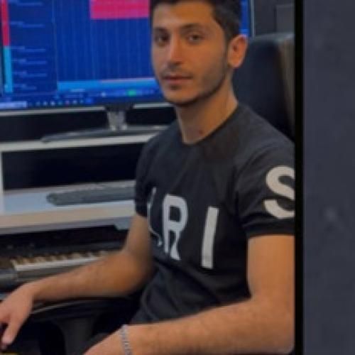 علی گل براری خال پشت ابرو دارنه