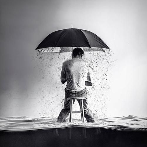  عشق یعنی رفیق هام که نور چشمن همونا که بغلشون