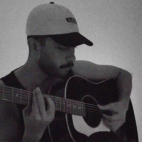 حامیم ﻣﻦ ﺑﺎ دوﺗﺎ دﺳﺖ ﺧﻮدم ﻣﻴﺪادﻣﺖ دﺳﺖ ﺗﻮرو